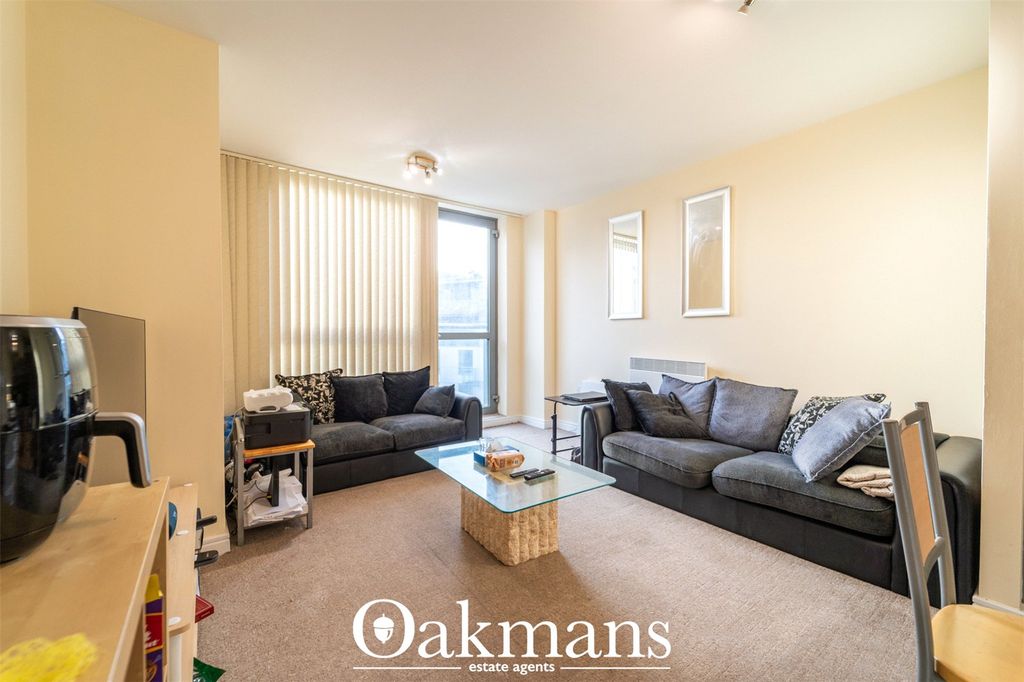 Property photo 3 of 15 Picture No. 07