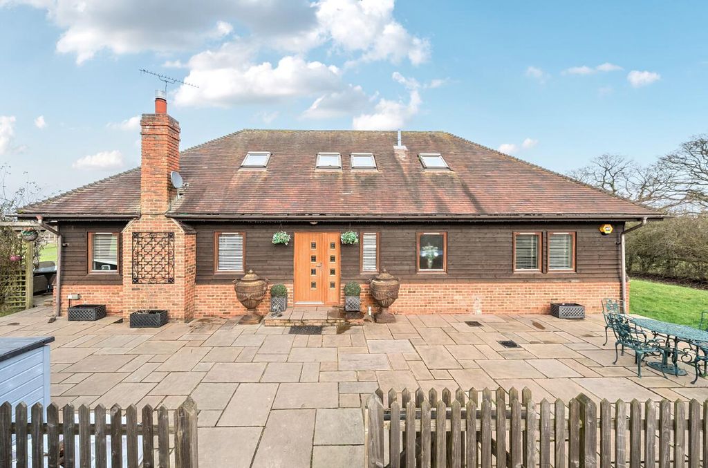 Property photo 1 of 34 1410529 (7)E.Jpg