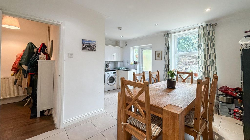 Property photo 1 of 13 Apc_6514.Jpg