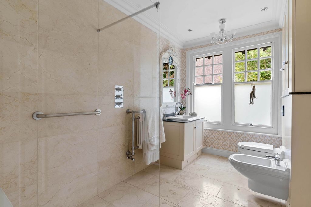 Additional image 54 of 6 bed detached house for saleGreenway, Hutton Mount, Brentwood CM13