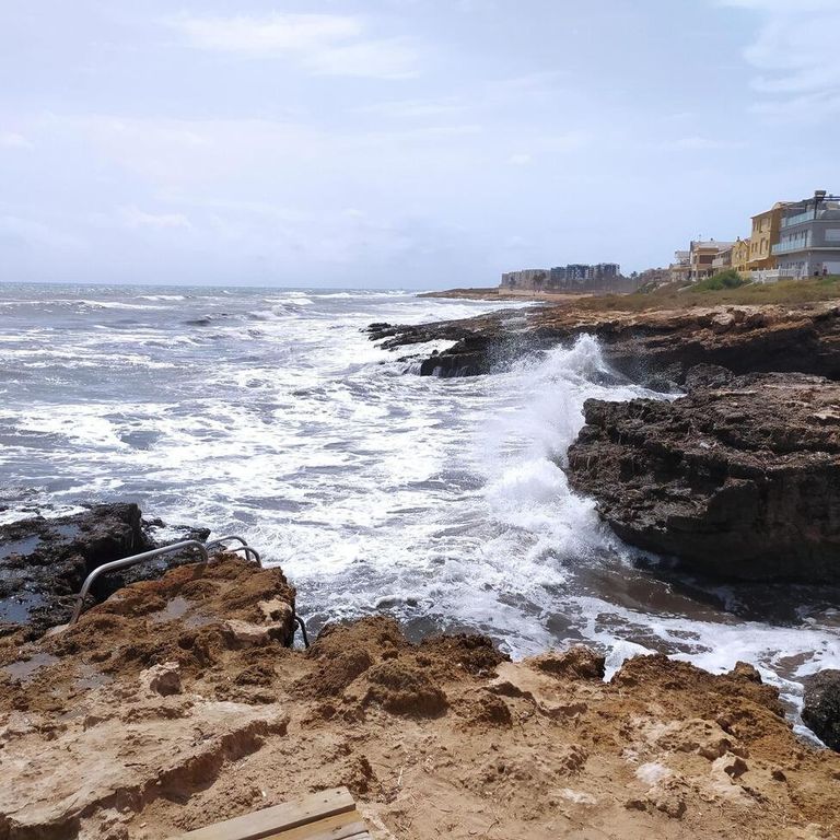 Property photo 1 of 35