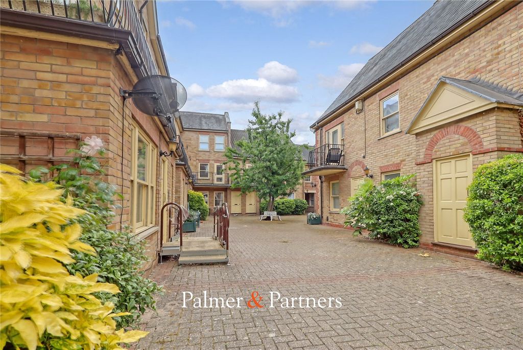 Property photo 1 of 19 Picture No. 23