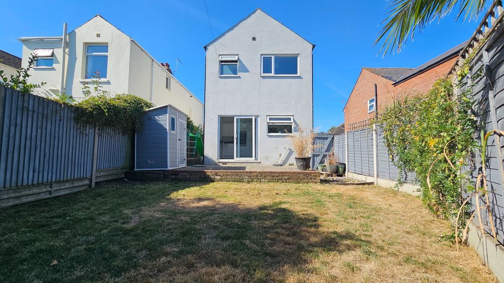 Property photo 3 of 31