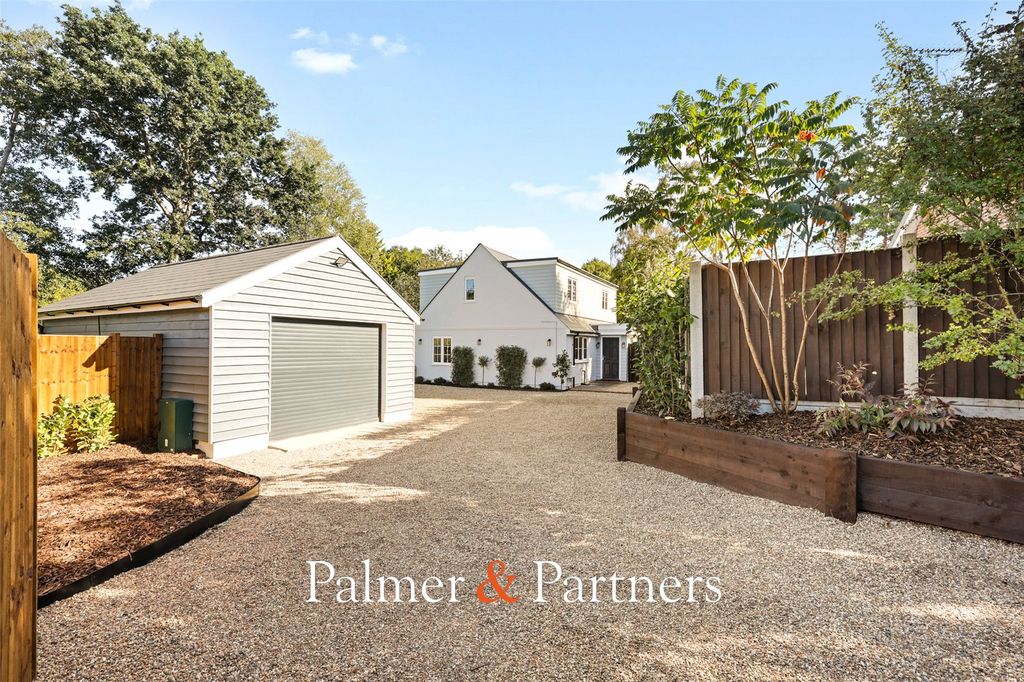 Property photo 1 of 38 Picture No. 31
