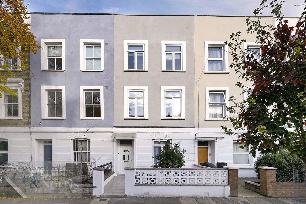 Property photo 1 of 14 Picture No. 12