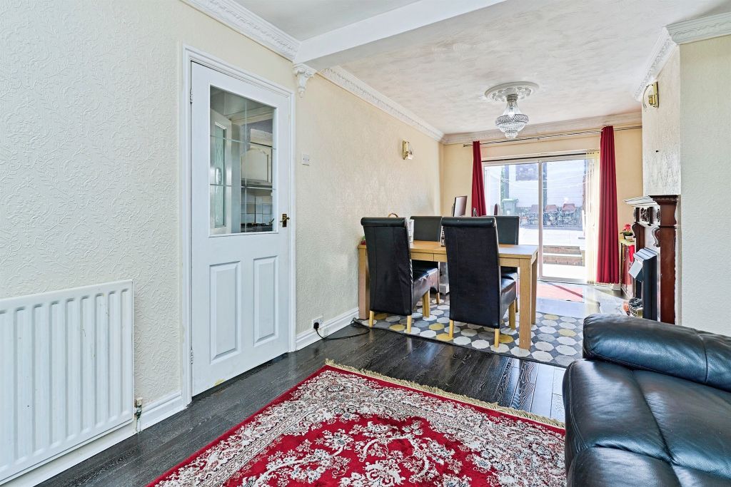 Property photo 3 of 21