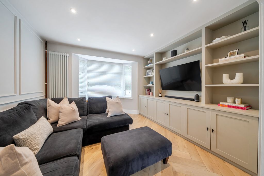 Property photo 1 of 20 1478268-18-6A33d6...