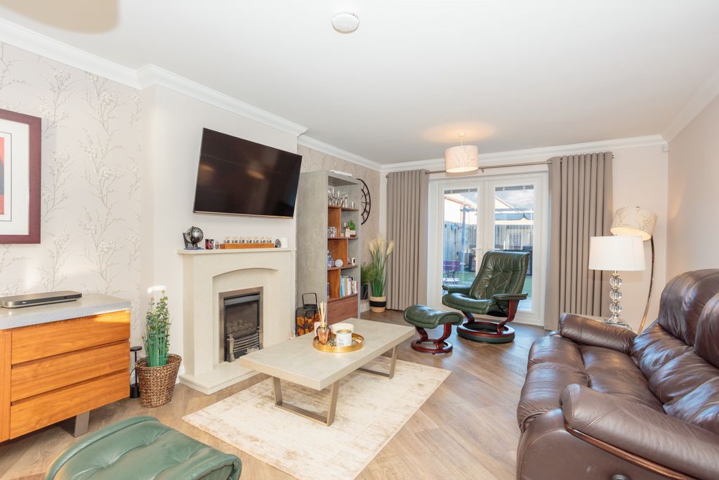 Property photo 2 of 44 Reception Room