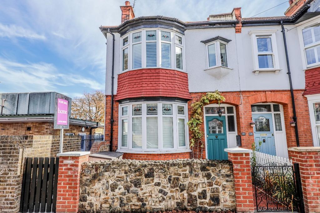 Property photo 1 of 35