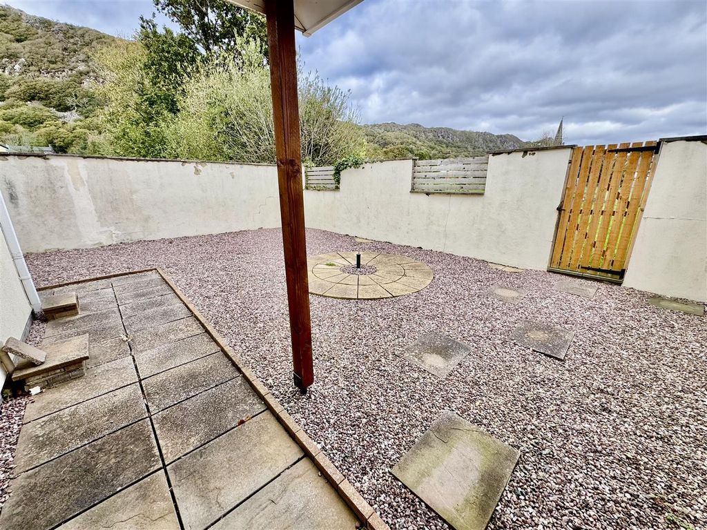 Property photo 2 of 18 Img_1928.Jpeg