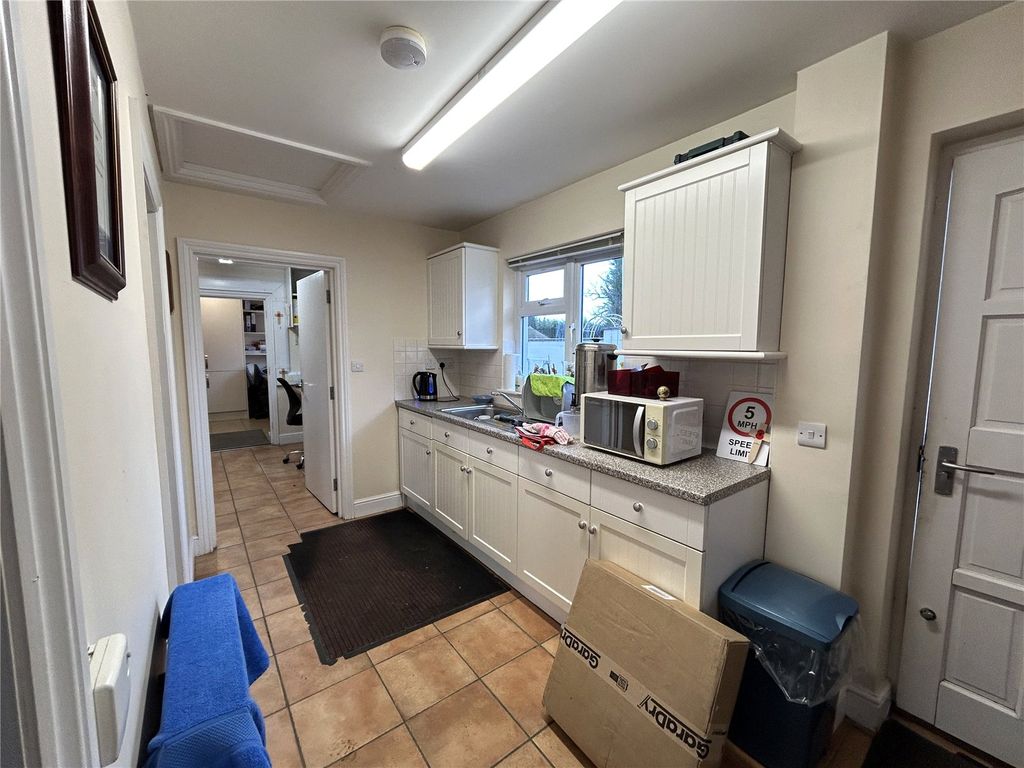 Property photo 3 of 5 Picture No. 03