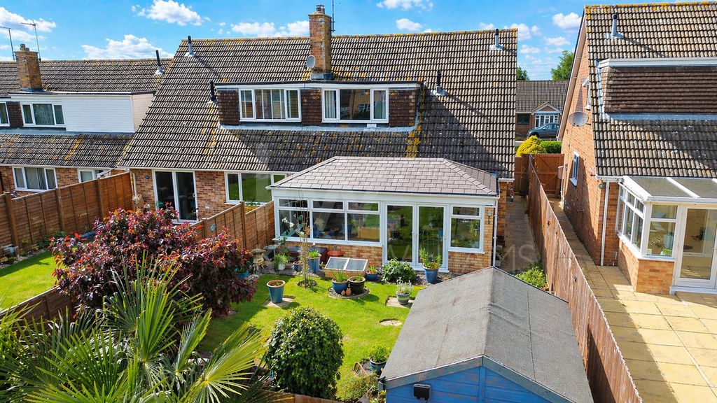 Property photo 2 of 17