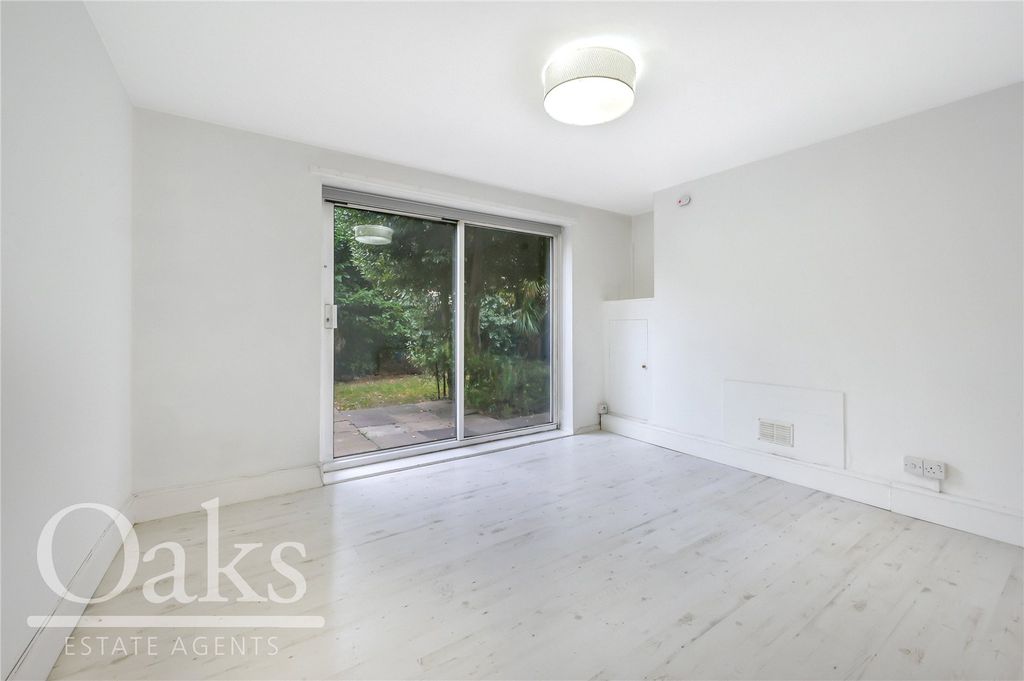 Property photo 2 of 8 Picture No. 09