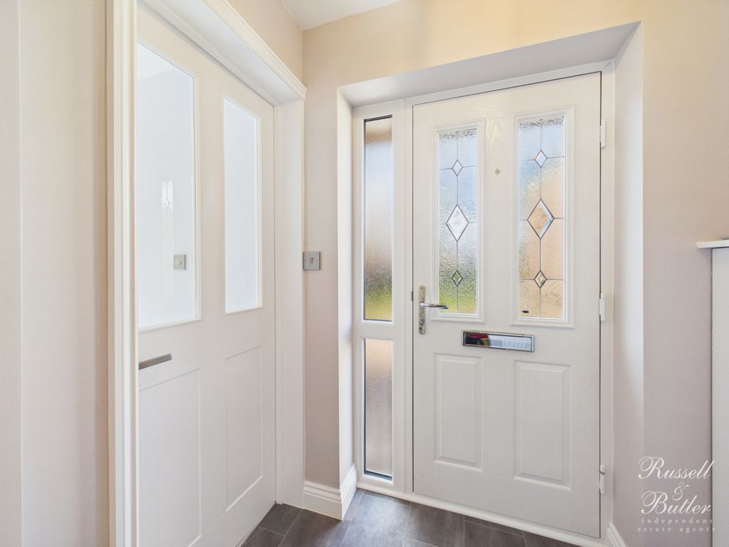 Property photo 2 of 13 Cam02127G0-Pr0389-Still009