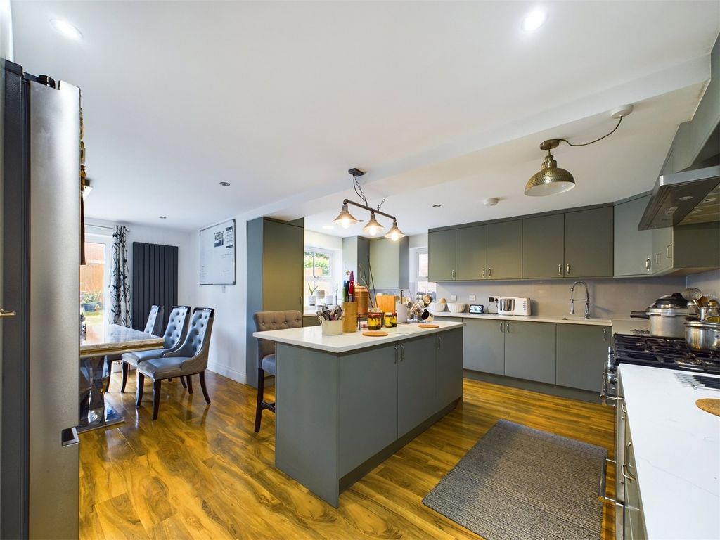 Property photo 1 of 17 Picture No. 37