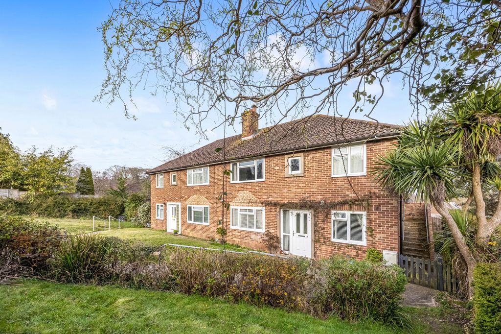 Property photo 1 of 24