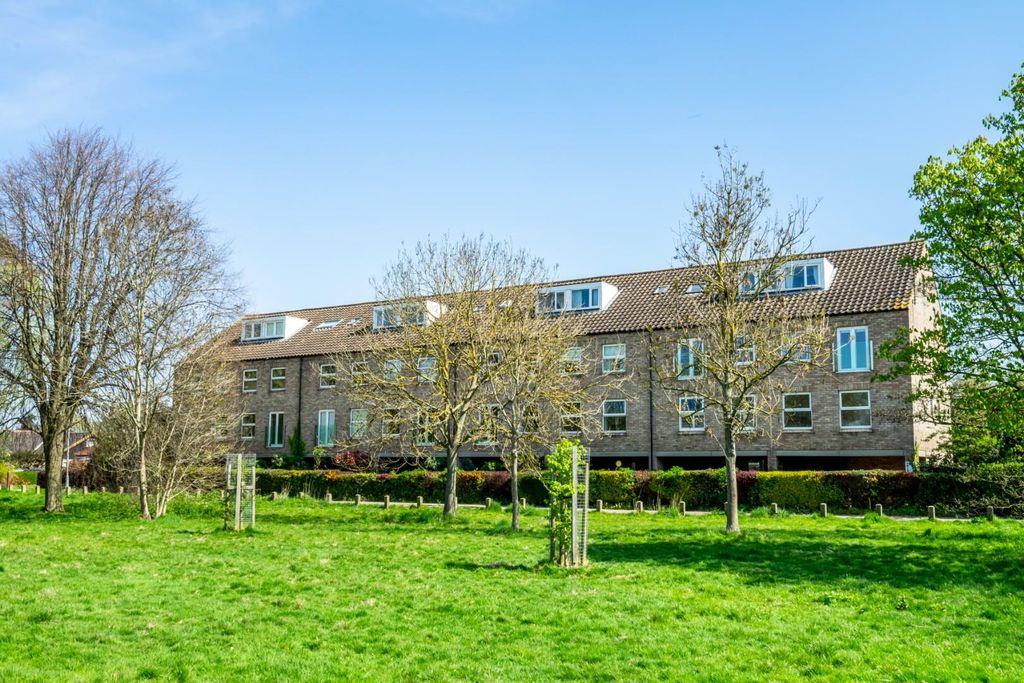 Property photo 1 of 15 Exterior