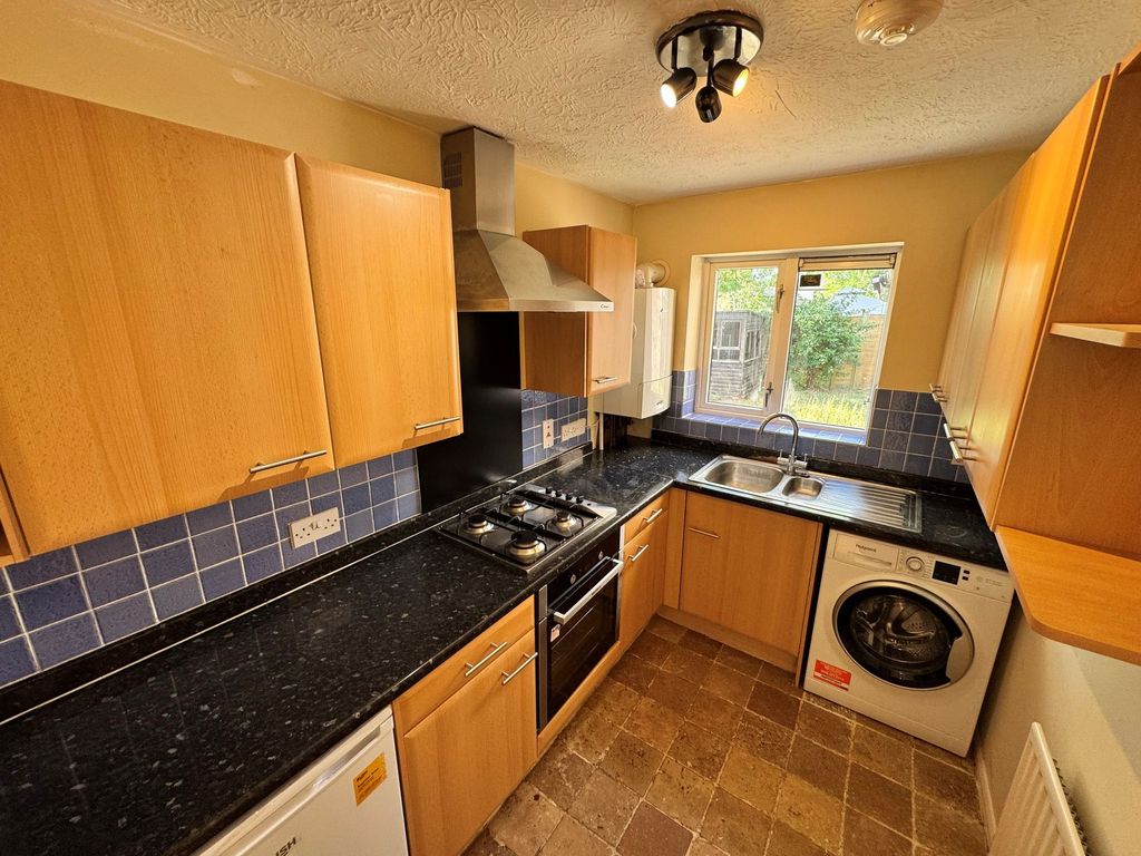 Property photo 2 of 16