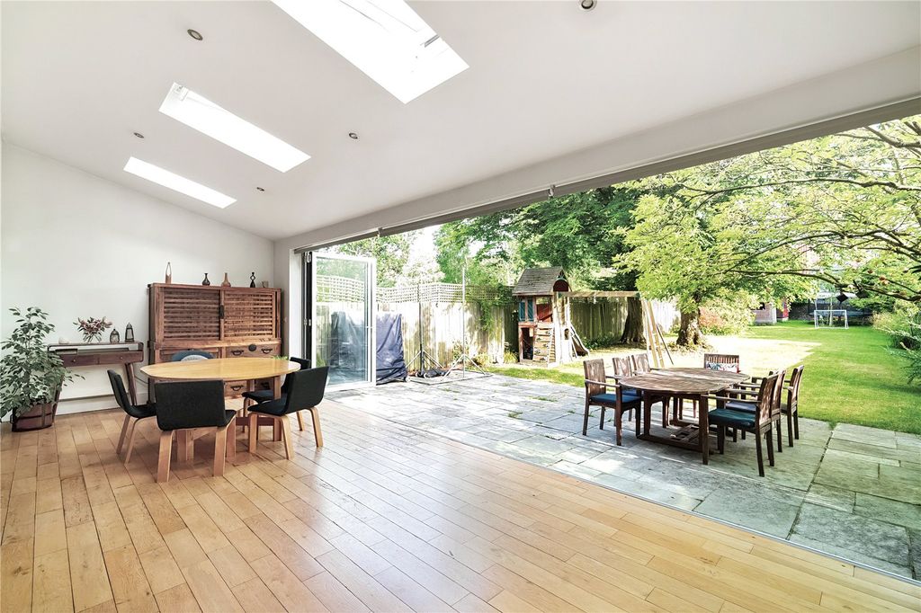 Property photo 2 of 18 Picture No. 47