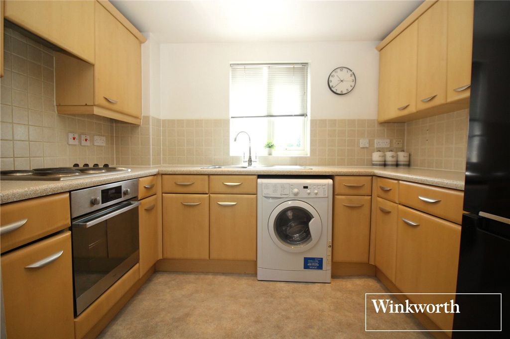 Property photo 3 of 8 Picture No. 23