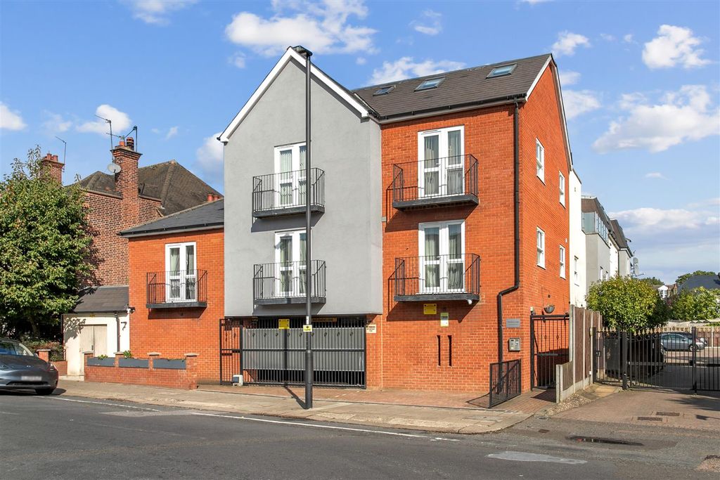 Property photo 2 of 14 Front