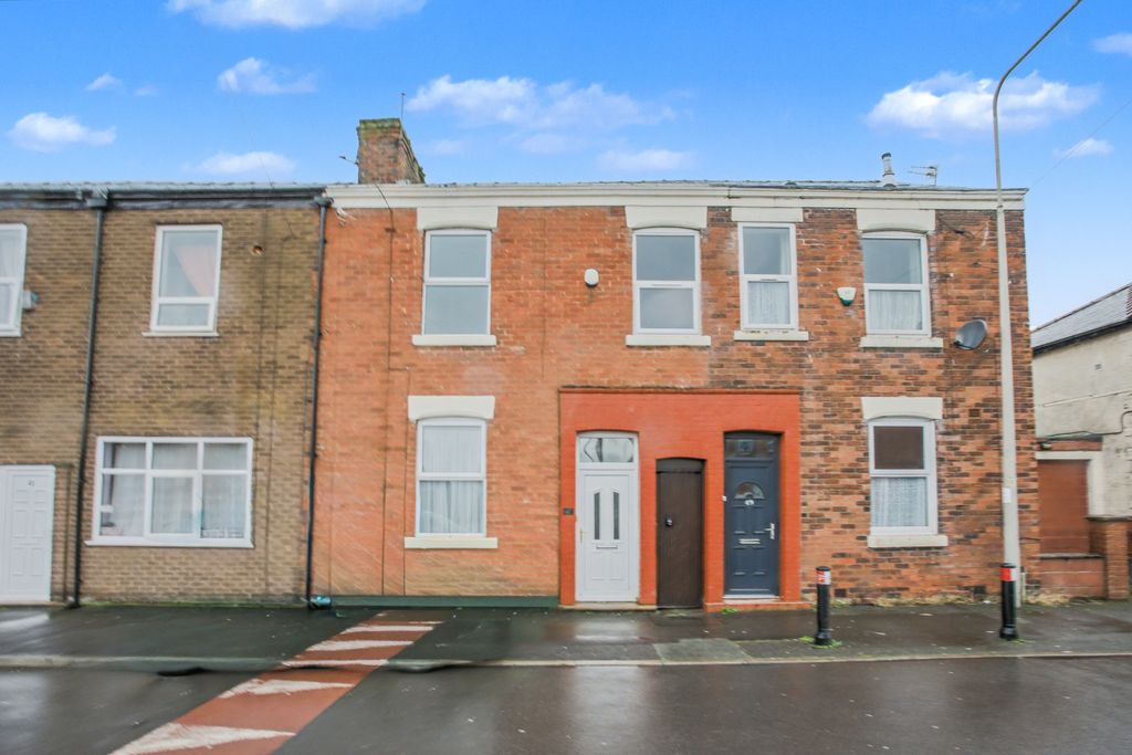 Property photo 1 of 23 47 Acregate Lane, Preston, Lancashire, Pr1 5Qn