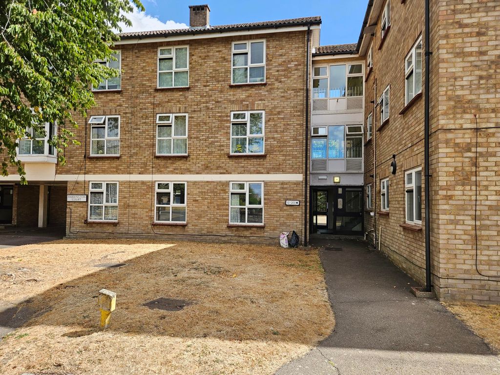 Property photo 1 of 12