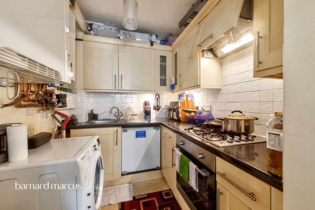 Property photo 2 of 9