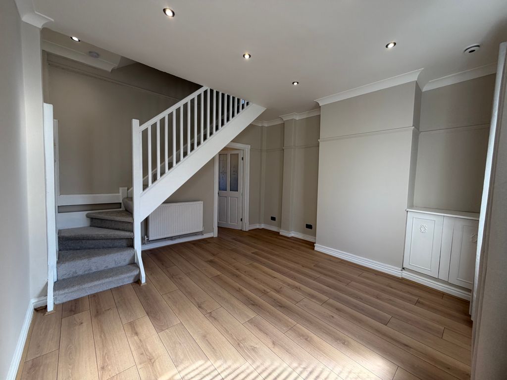 Property photo 2 of 11 Img_8534