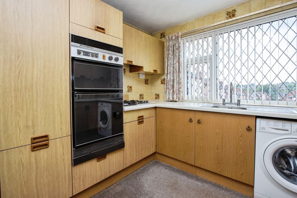 Property photo 3 of 16