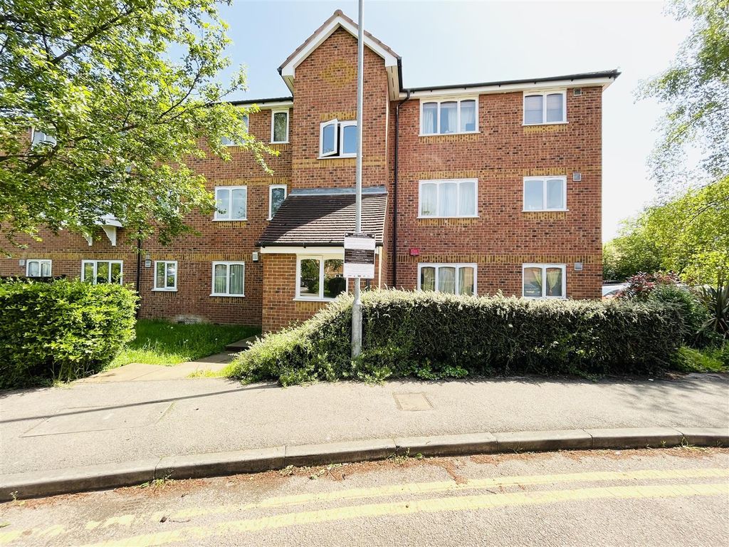 Property photo 1 of 14 Outside 1.Jpg