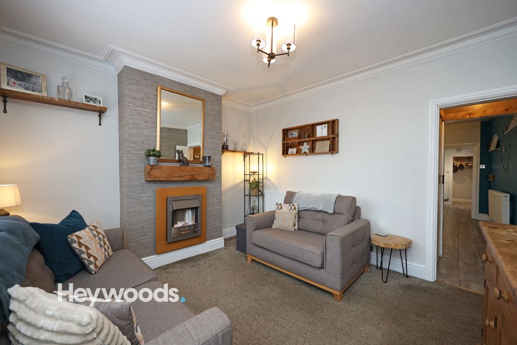 Property photo 3 of 27 099A2639