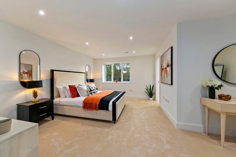 Additional image 13 of 4 bed semi-detached house for saleHurst Road, East Molesey KT8