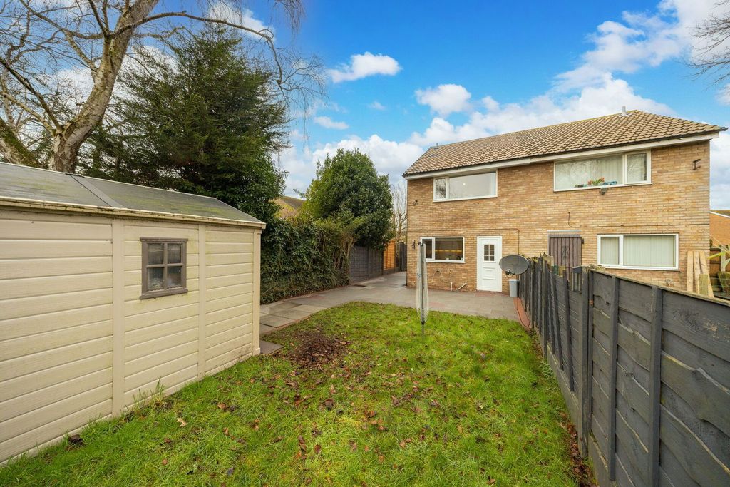 Property photo 2 of 23