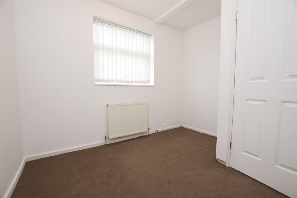 Property photo 3 of 11 2356843