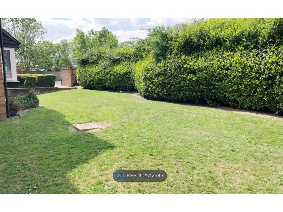 Property photo 3 of 13 Front Garden