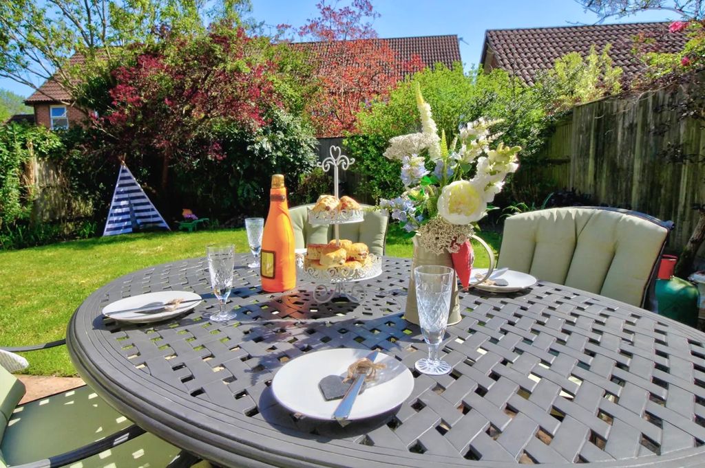 Additional image 19 of 5 bed detached house for saleTylston Meadow, Liphook GU30
