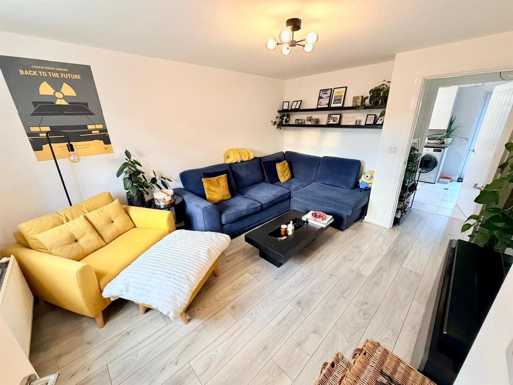 Property photo 3 of 15 Img-20251118-Wa0025.Jpg