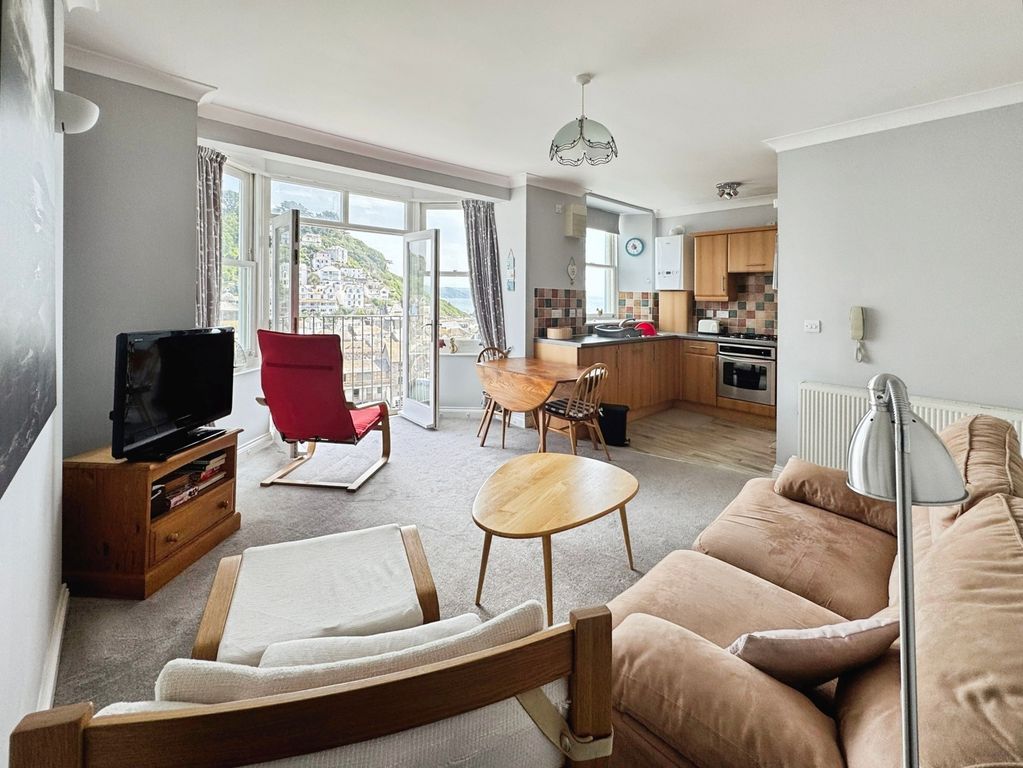Property photo 3 of 20 Pbox-Img.Jpg