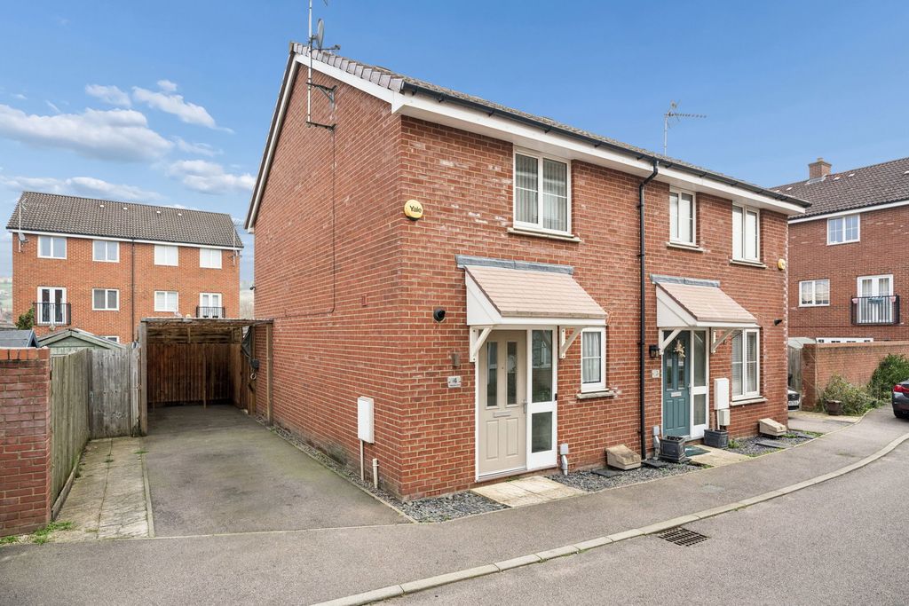 Property photo 1 of 19