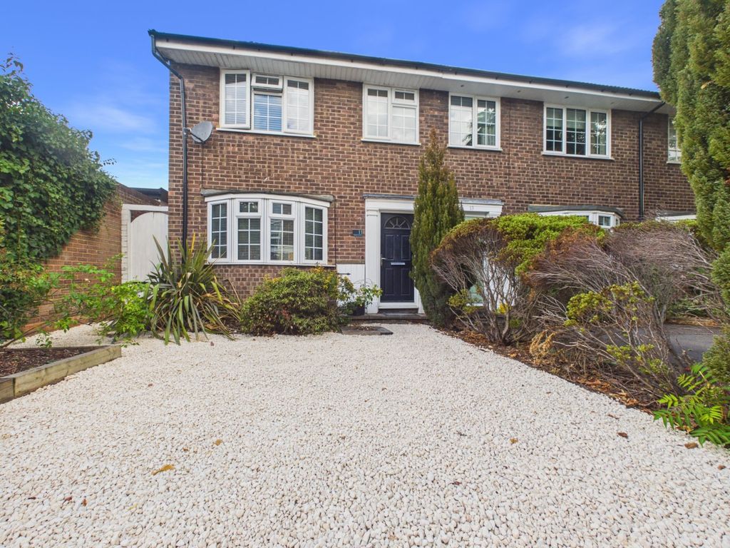 Property photo 1 of 16 Front