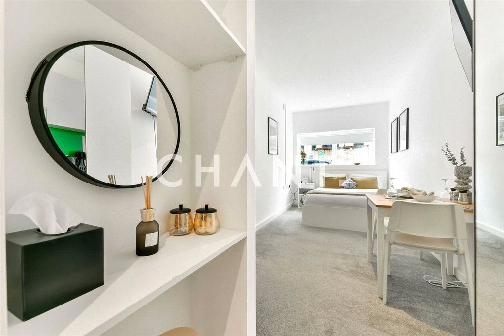 Property photo 2 of 16 Picture No. 21