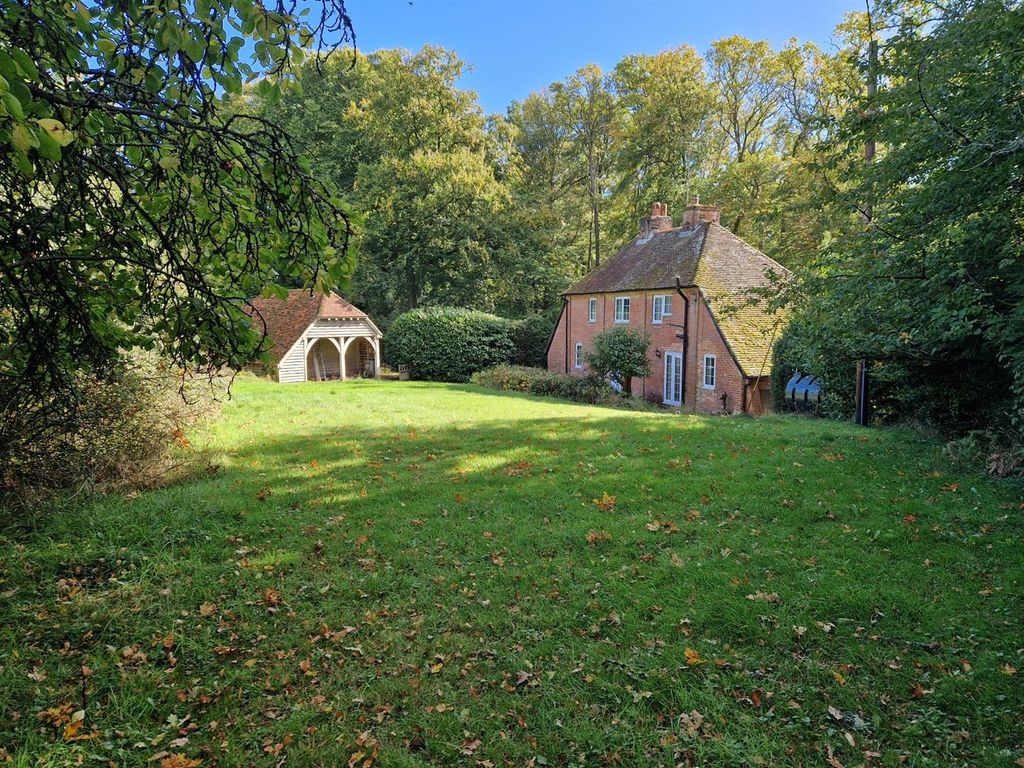 Property photo 2 of 10 1000028248.Jpg