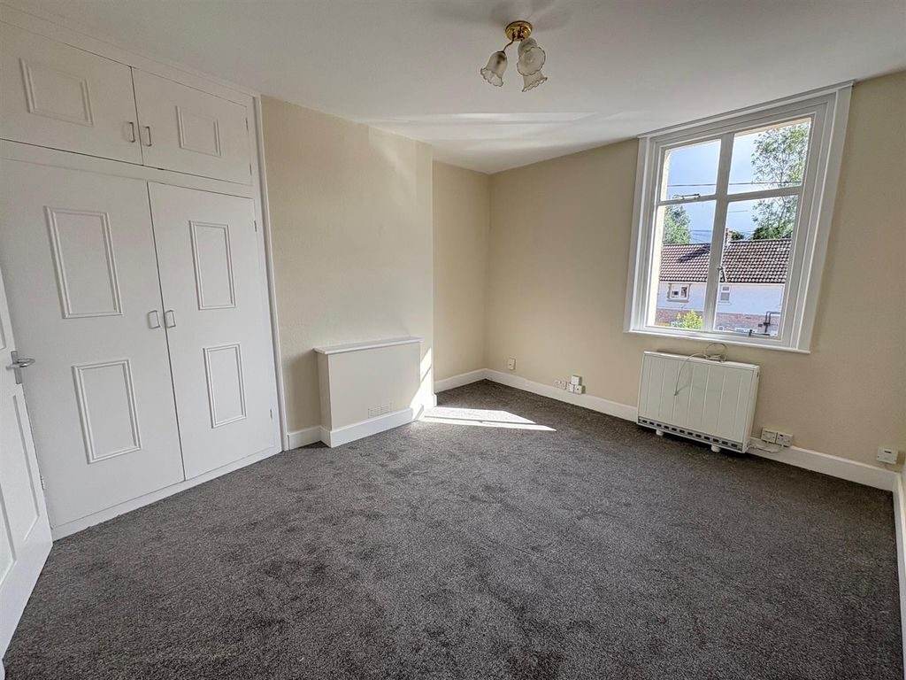 Property photo 2 of 7 Living Room.Jpg