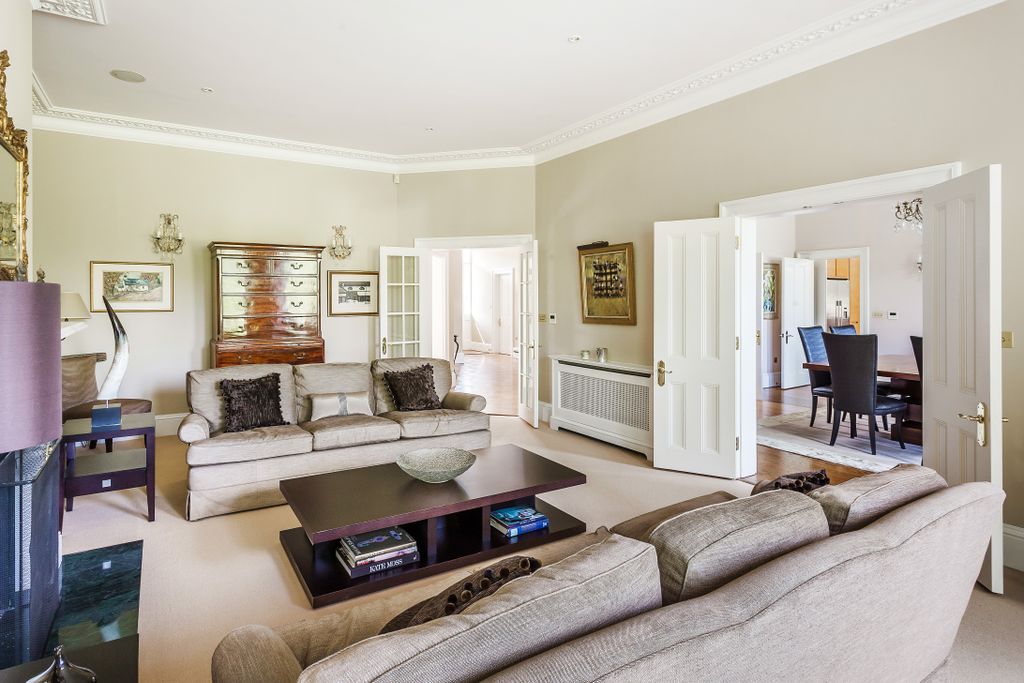 Additional image 4 of 7 bed property for saleNew Road, Esher, Surrey KT10