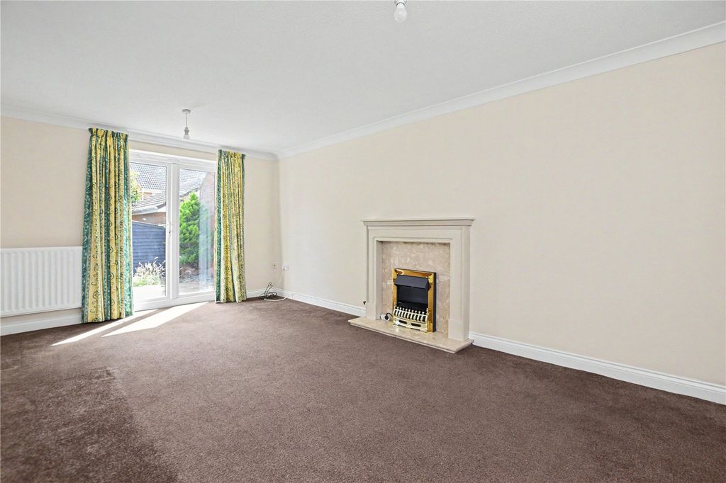 Property photo 3 of 21 Picture No. 03