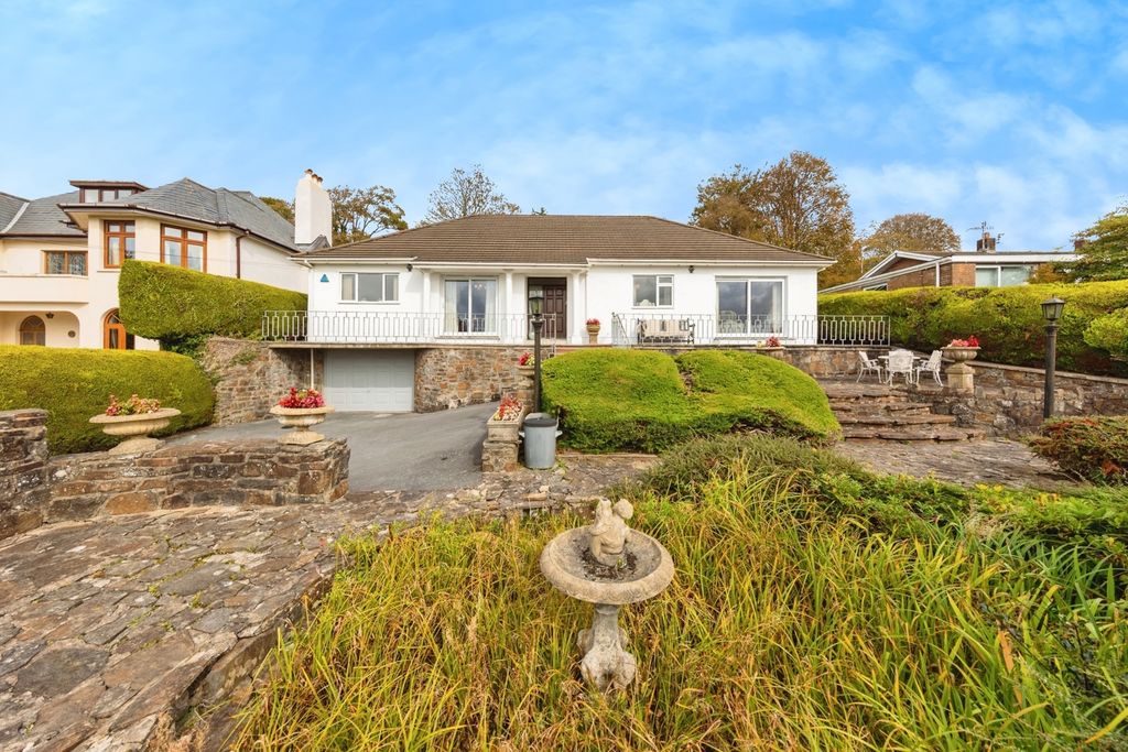 Property photo 1 of 30 Photo