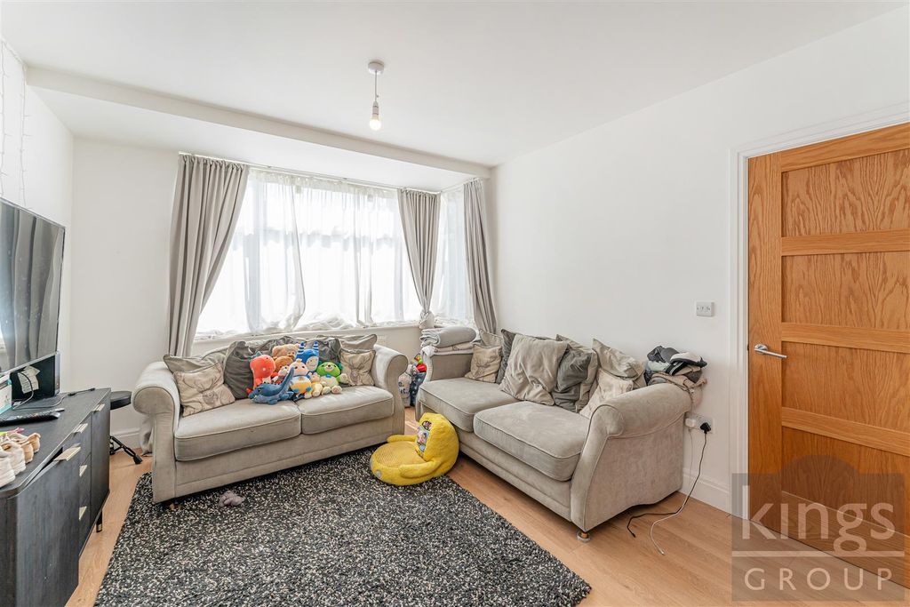 Property photo 2 of 16 17.Jpg