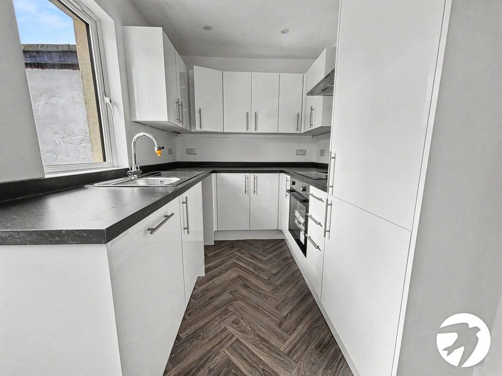 Property photo 3 of 9 Picture No. 02