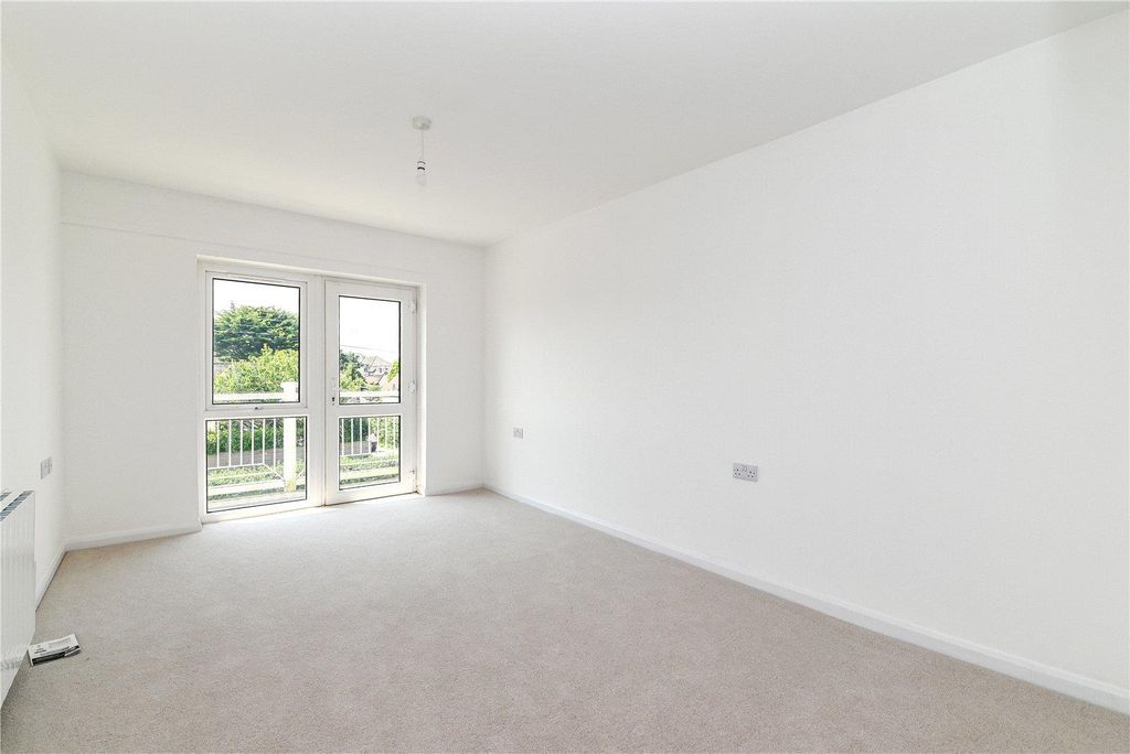 Property photo 3 of 18 Picture No. 25